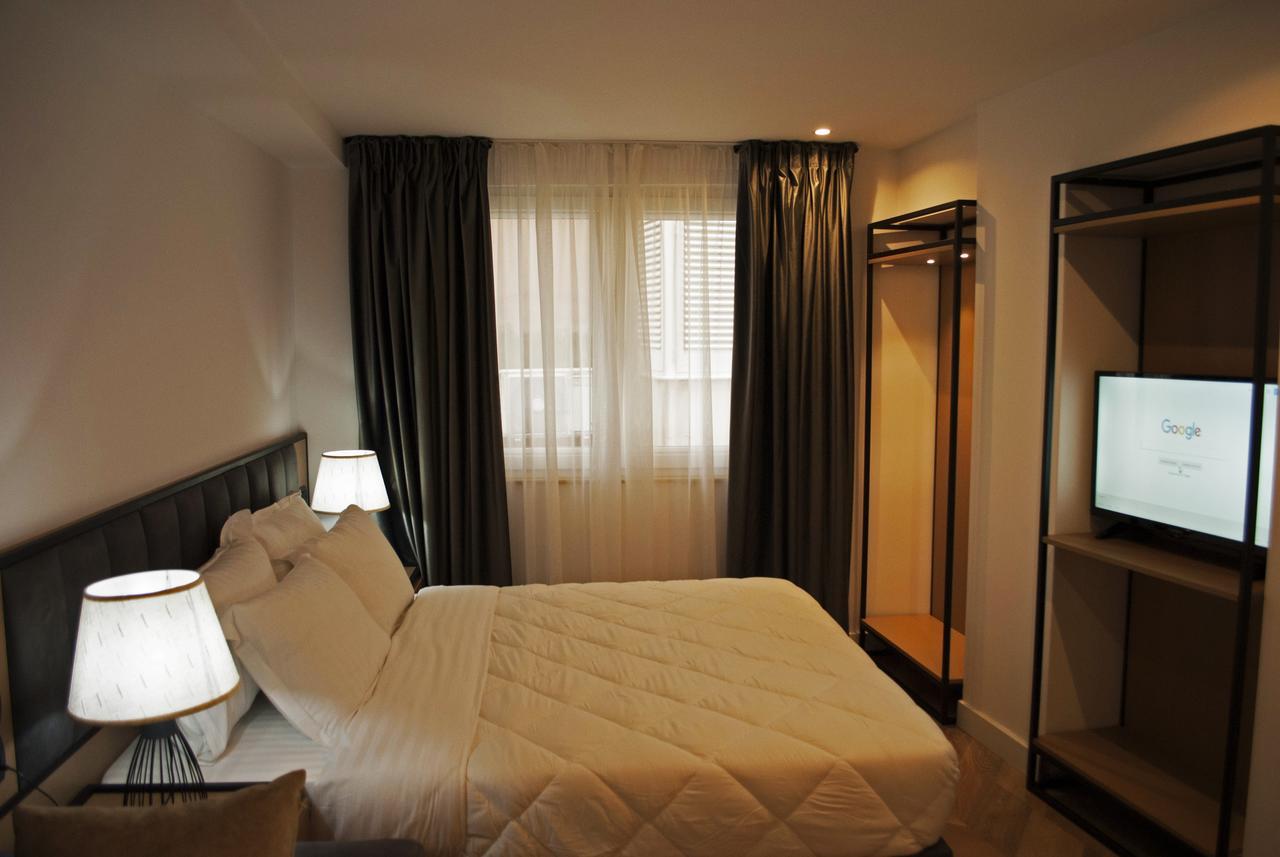 Prime Hotel Tirana Exterior foto