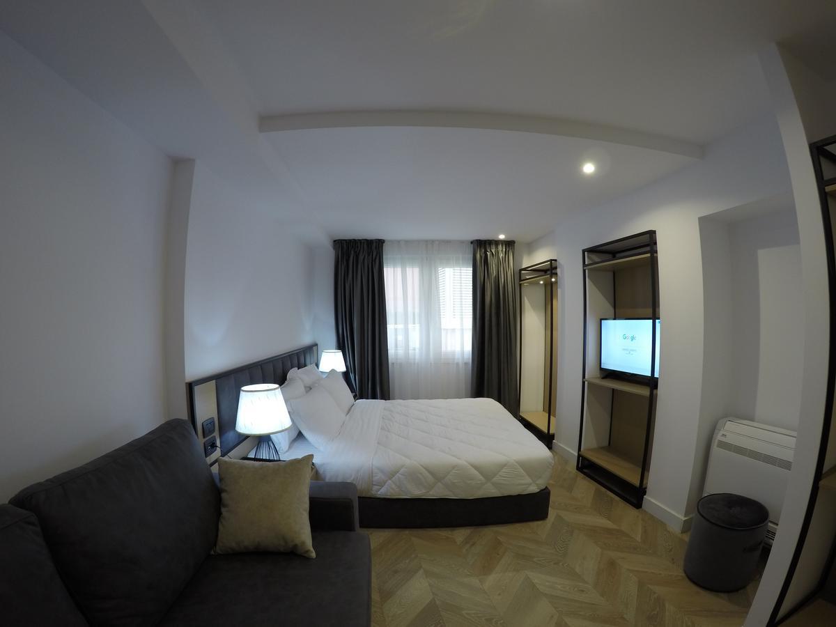 Prime Hotel Tirana Exterior foto